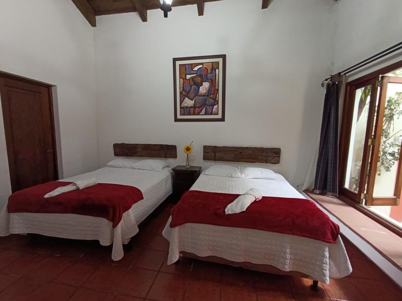 Donde Lico Hotel Antigua Exterior foto